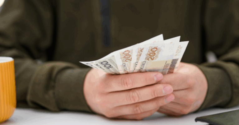 Money Lender